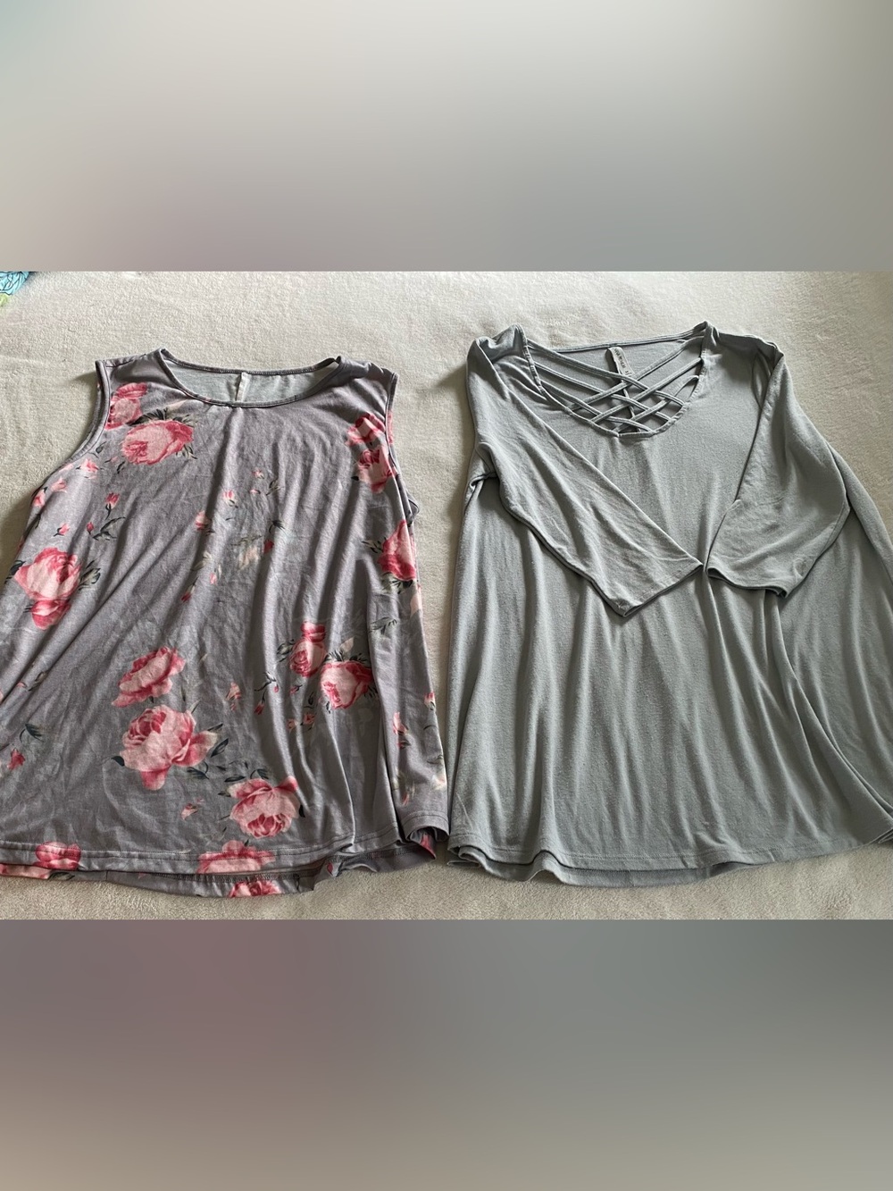 Light Gray Floral & Solid Women's Tops - Soft Casual Styles